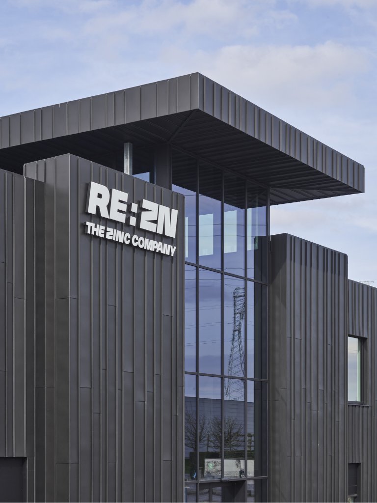 Staande naad VMZINC® met variabele breedtes-image